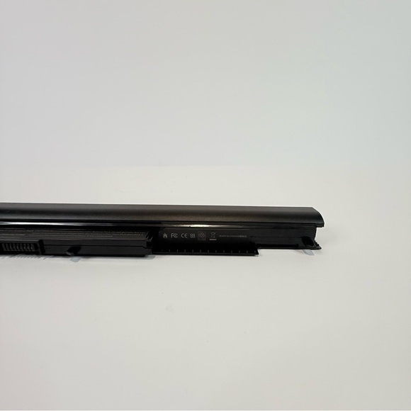 Open Pack HP 240 245 250 255 256 G4 Series Laptop Battery HS03 HS04 Replacement - Picture 3 of 16